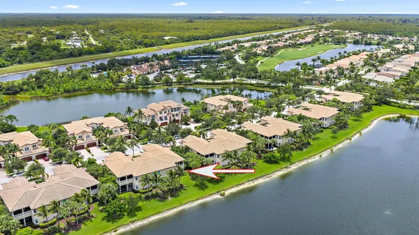 $985,000 | 115 Tresana Boulevard, Unit 35, Jupiter, FL 33478