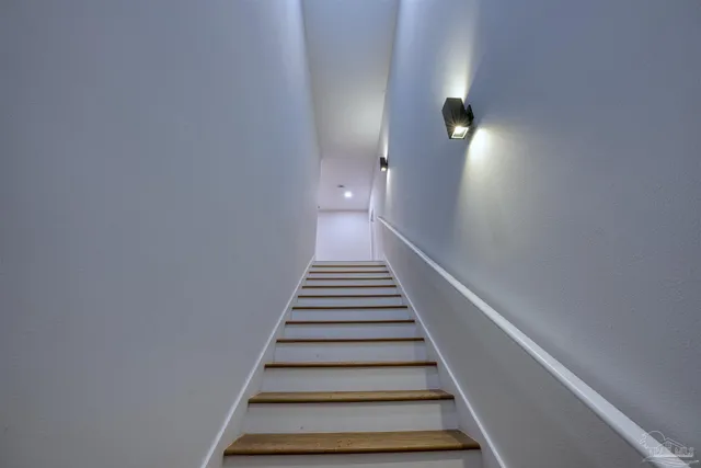 $649,900 | 315 North Pace Boulevard, Pensacola, FL 32505