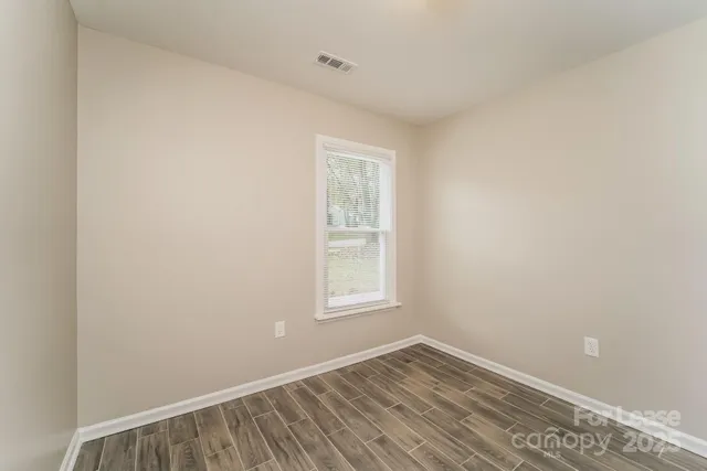 $1,760 | 8217 Meadowdale Lane, Charlotte, NC 28227