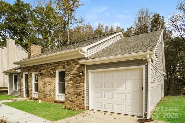 $1,760 | 8217 Meadowdale Lane, Charlotte, NC 28227