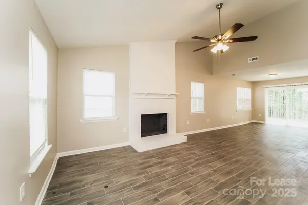 $1,760 | 8217 Meadowdale Lane, Charlotte, NC 28227