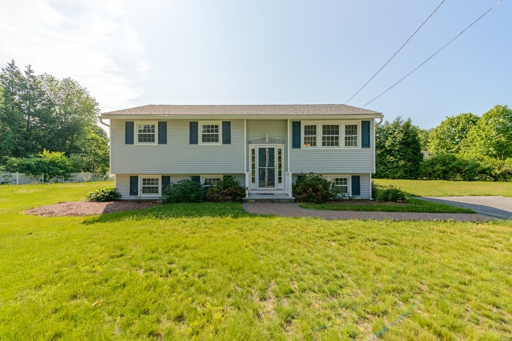 392 Acton Road Chelmsford, MA 01824 - Photo 18 of 27