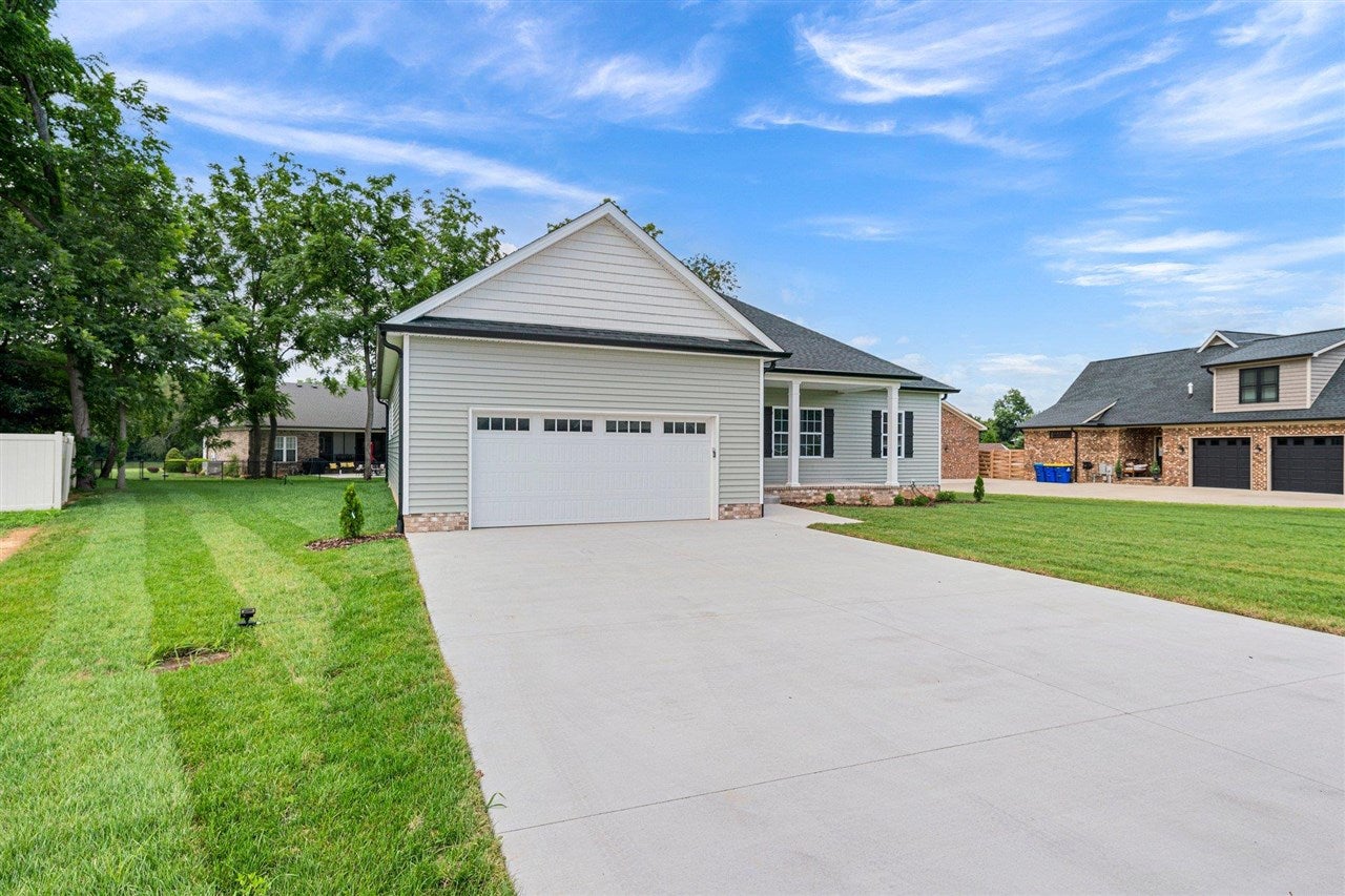 513 Fox Ridge Way Franklin, KY 42134 - Photo 2 of 27 Gallery Image 2
