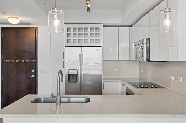 $4,150 | 999 Southwest 1st Avenue, Unit 2411, Miami, FL 33130
