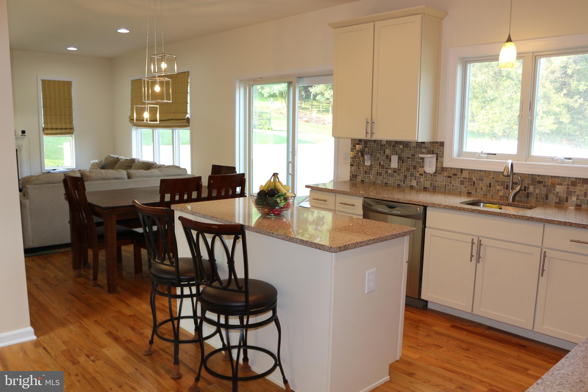 6 Mountain View Road Phillipsburg, NJ 08865 - Photo 5 of 31 Gallery Image 5