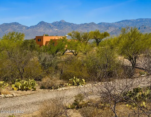 $619,000 | 11155 East St James Road, Tucson, AZ 85748