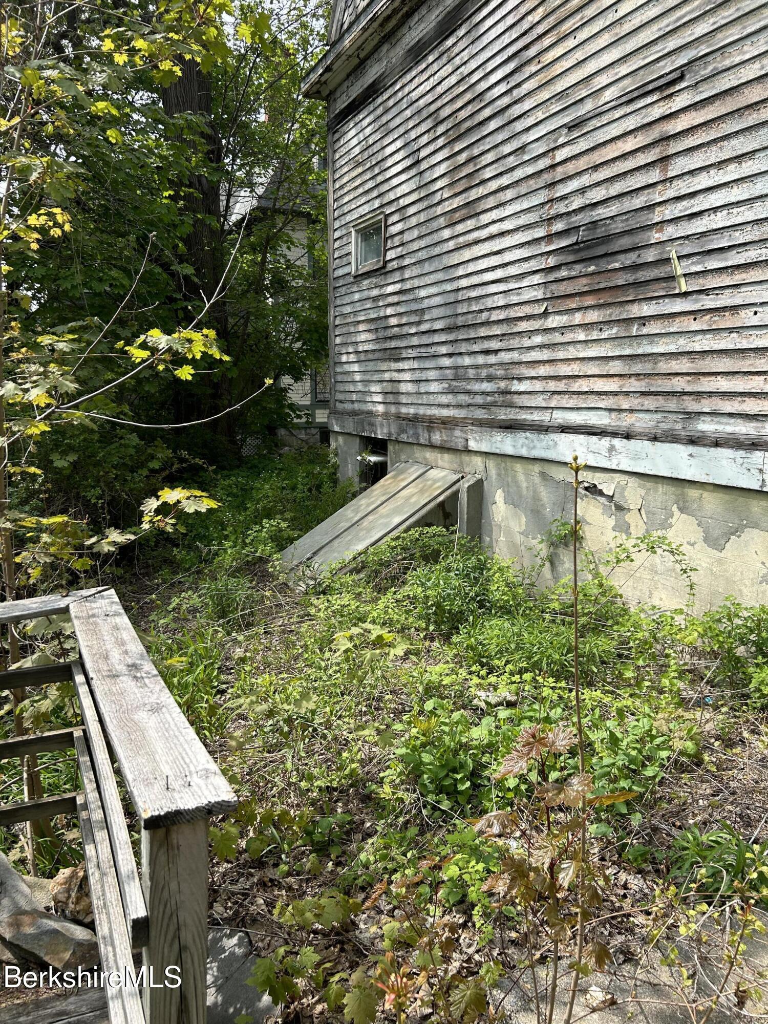 188 East Main Street North Adams, MA 01247 - Photo 15 of 35 IMG_1694