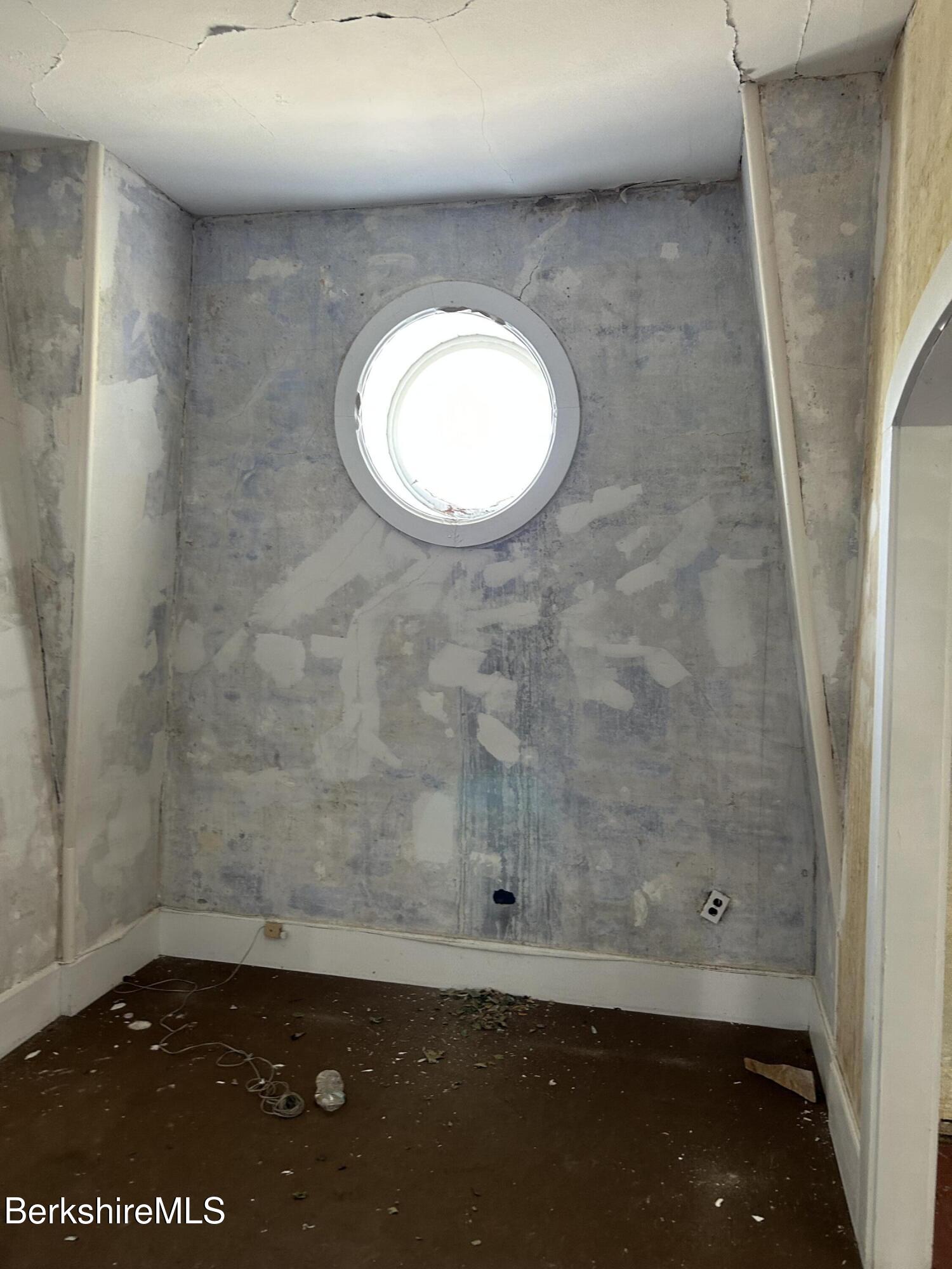 188 East Main Street North Adams, MA 01247 - Photo 33 of 35 IMG_1743