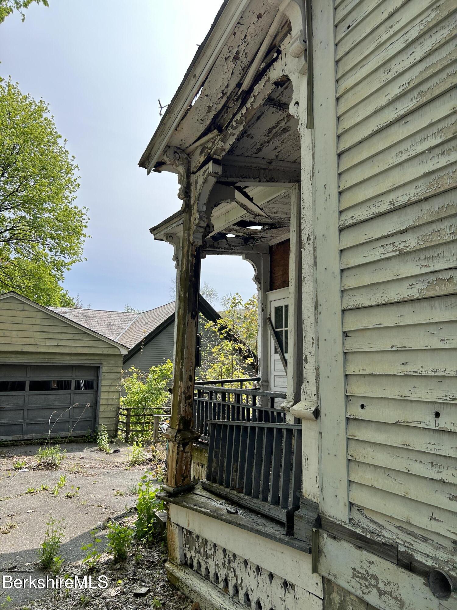 188 East Main Street North Adams, MA 01247 - Photo 9 of 35 IMG_1689