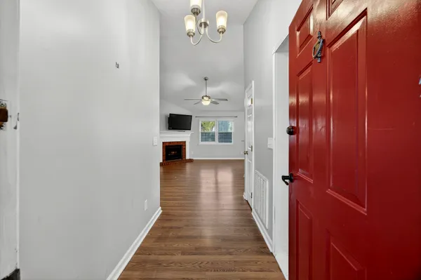 $2,300 | 112 Pipestone Drive, Summerville, SC 29485