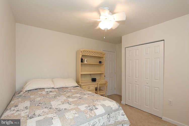 8938 Rolling Road Manassas, VA 20110 - Photo 23 of 30 Bedroom