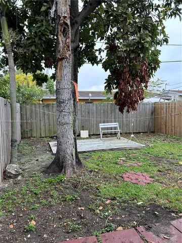 $3,300 | 11239 Southwest 5th Terrace, Unit MAIN, Sweetwater, FL 33174