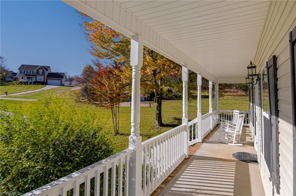 118 Hagen Road Advance, NC 27006 - Photo 4 of 41