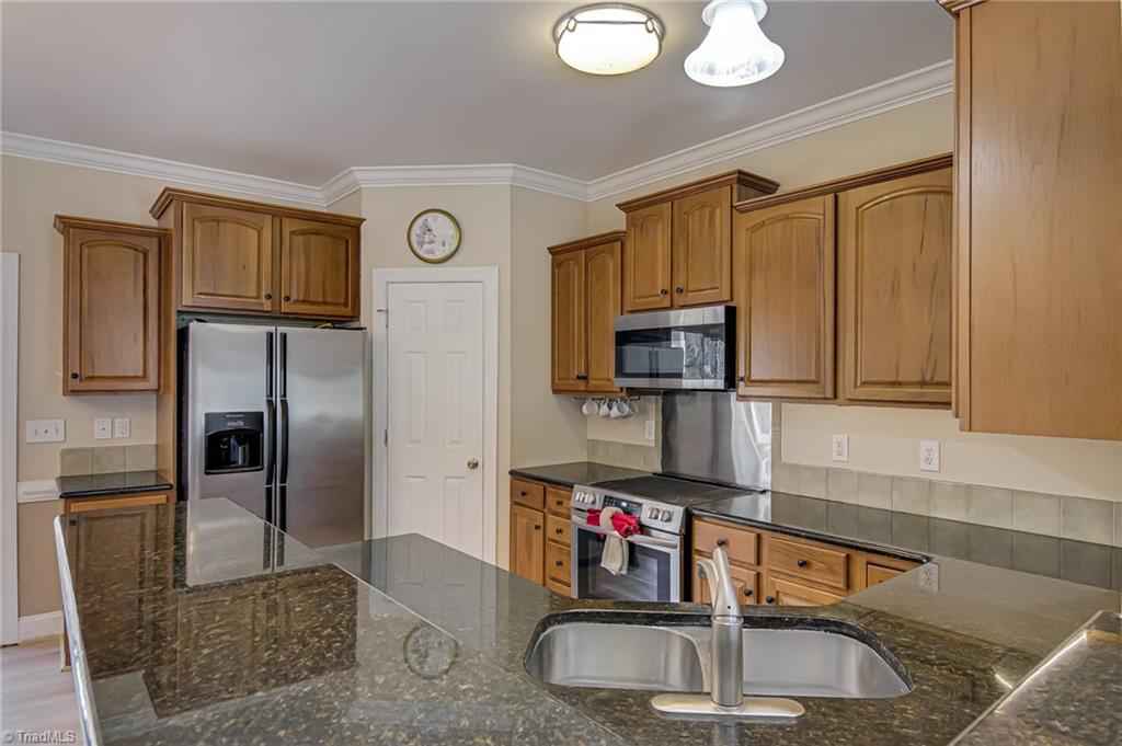 118 Hagen Road Advance, NC 27006 - Photo 8 of 41