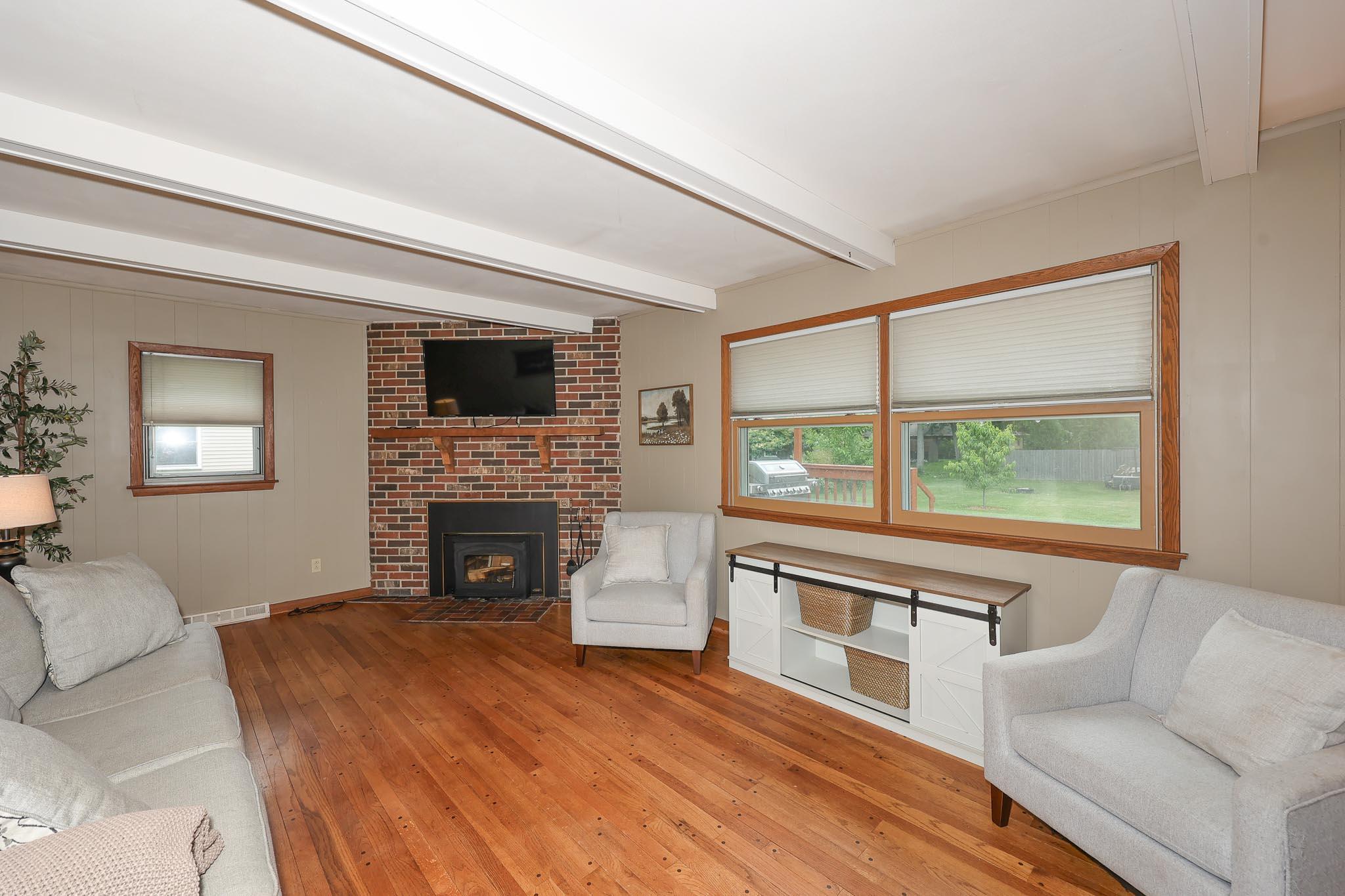 1408 South Emmertsen Road Mount Pleasant, WI 53406 - Photo 8 of 32 Gas Fireplace
