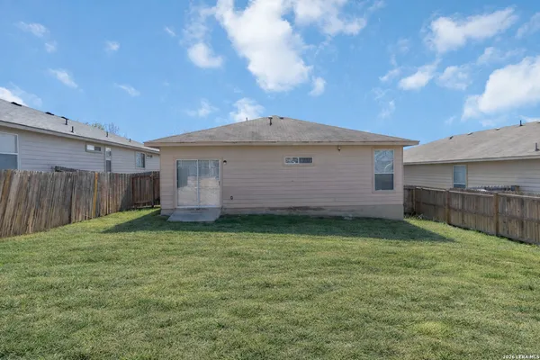 $1,600 | 7827 Liberty Island, San Antonio, TX 78227
