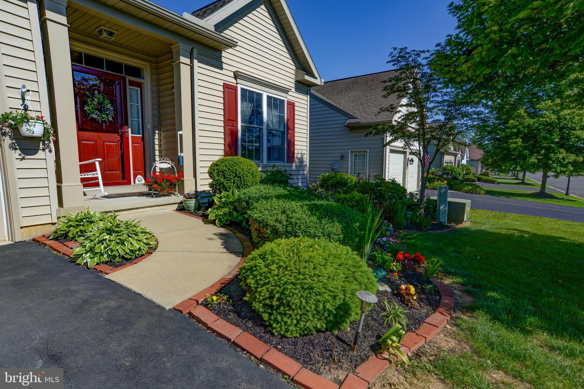 29 Pleasant Road Gordonville, PA 17529 - Photo 3 of 39 Front Exterior