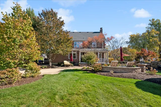 $1,500,000 | 370 North Park Boulevard, Glen Ellyn, IL 60137