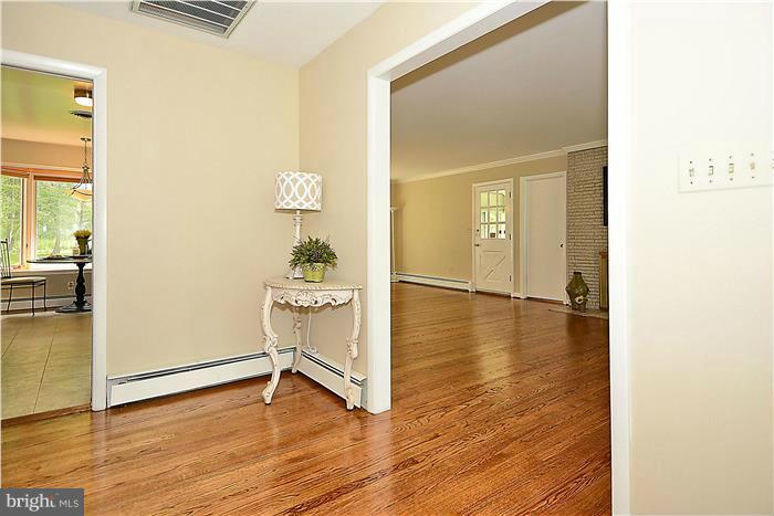 2001 Gayfields Drive Silver Spring, MD 20906 - Photo 5 of 28 Foyer