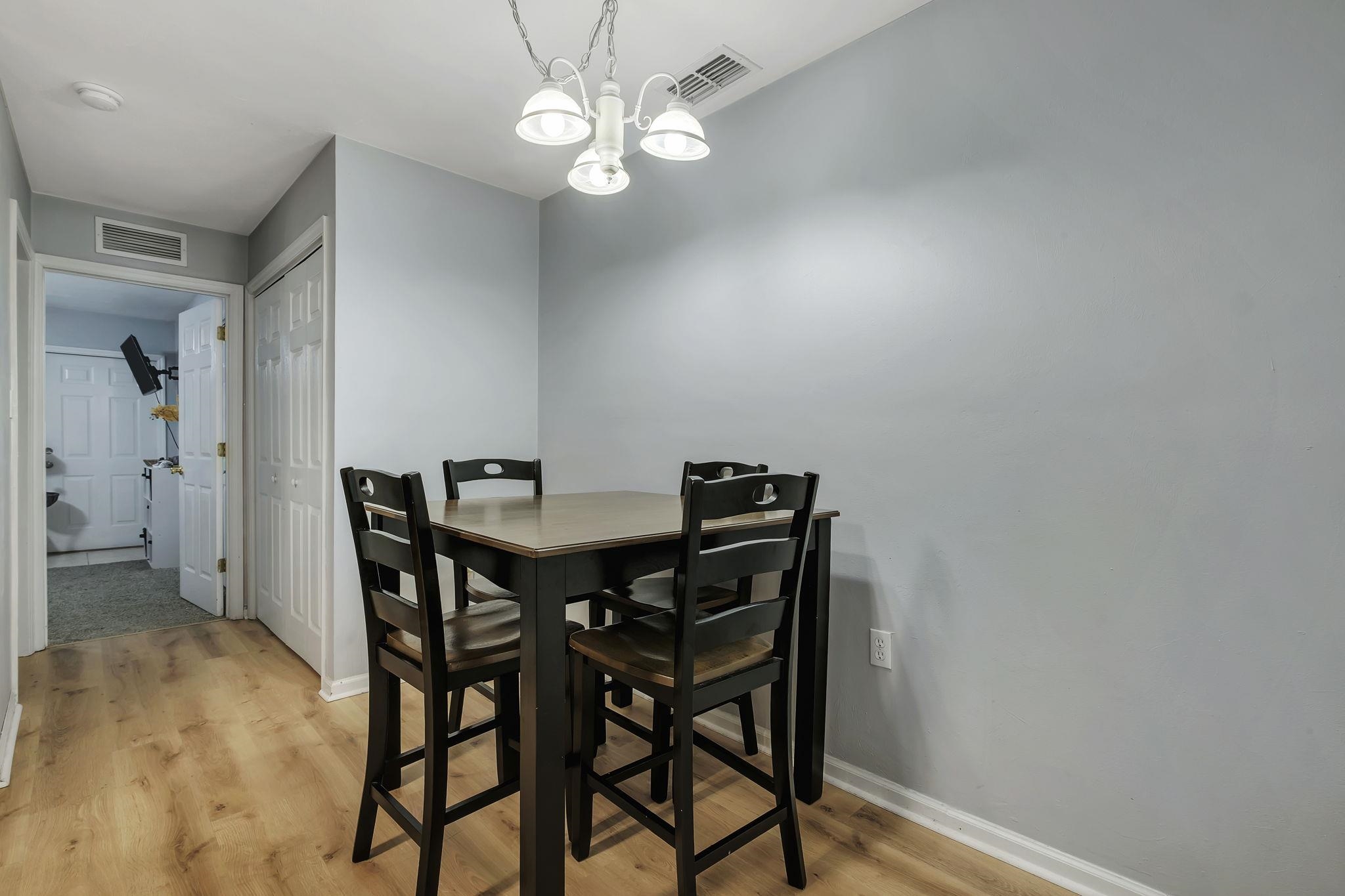 241 Dixie Drive, Unit 103 Tallahassee, FL 32304 - Photo 9 of 27
