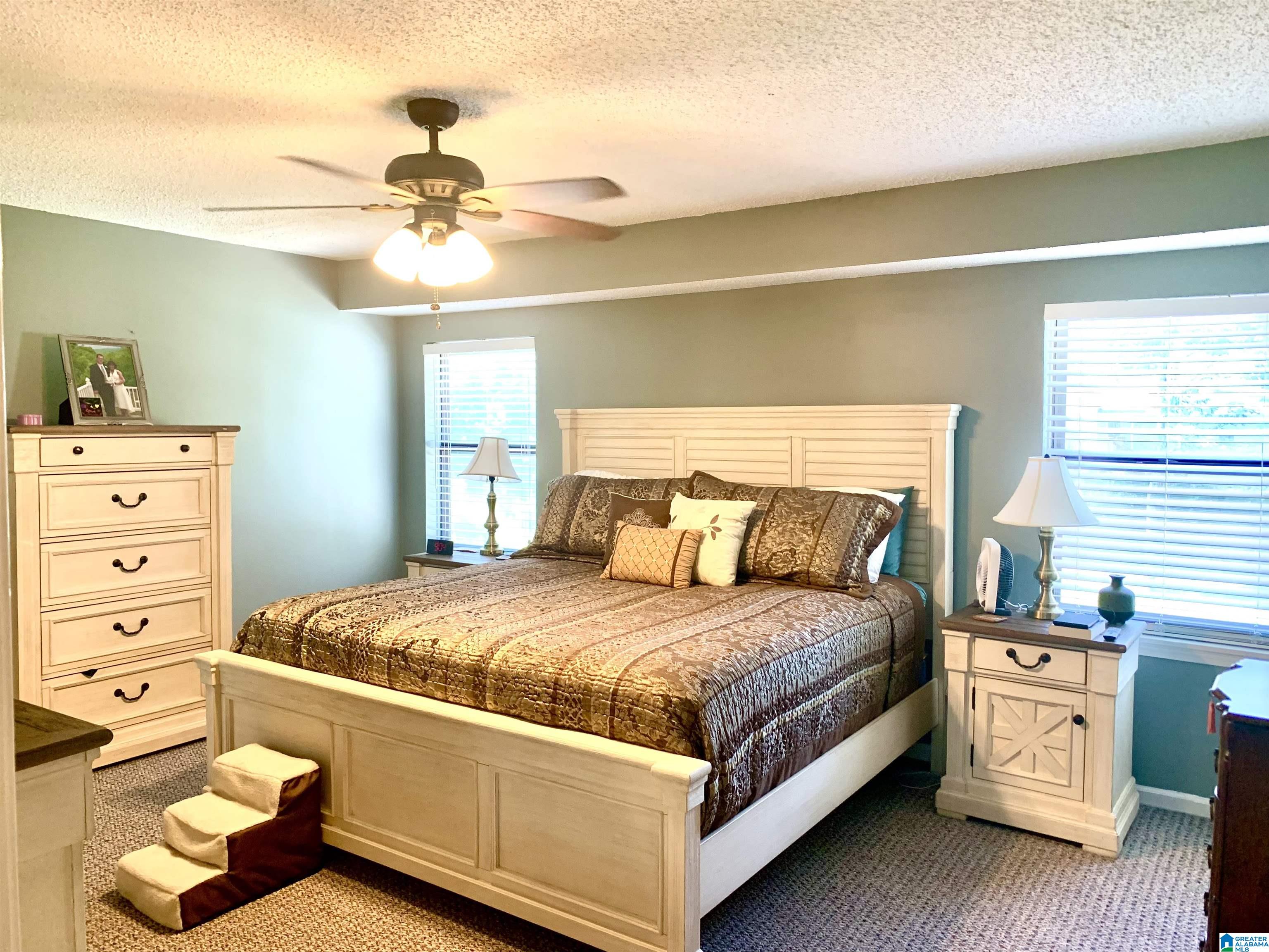 702 Wilderness Road Pelham, AL 35124 - Photo 4 of 13