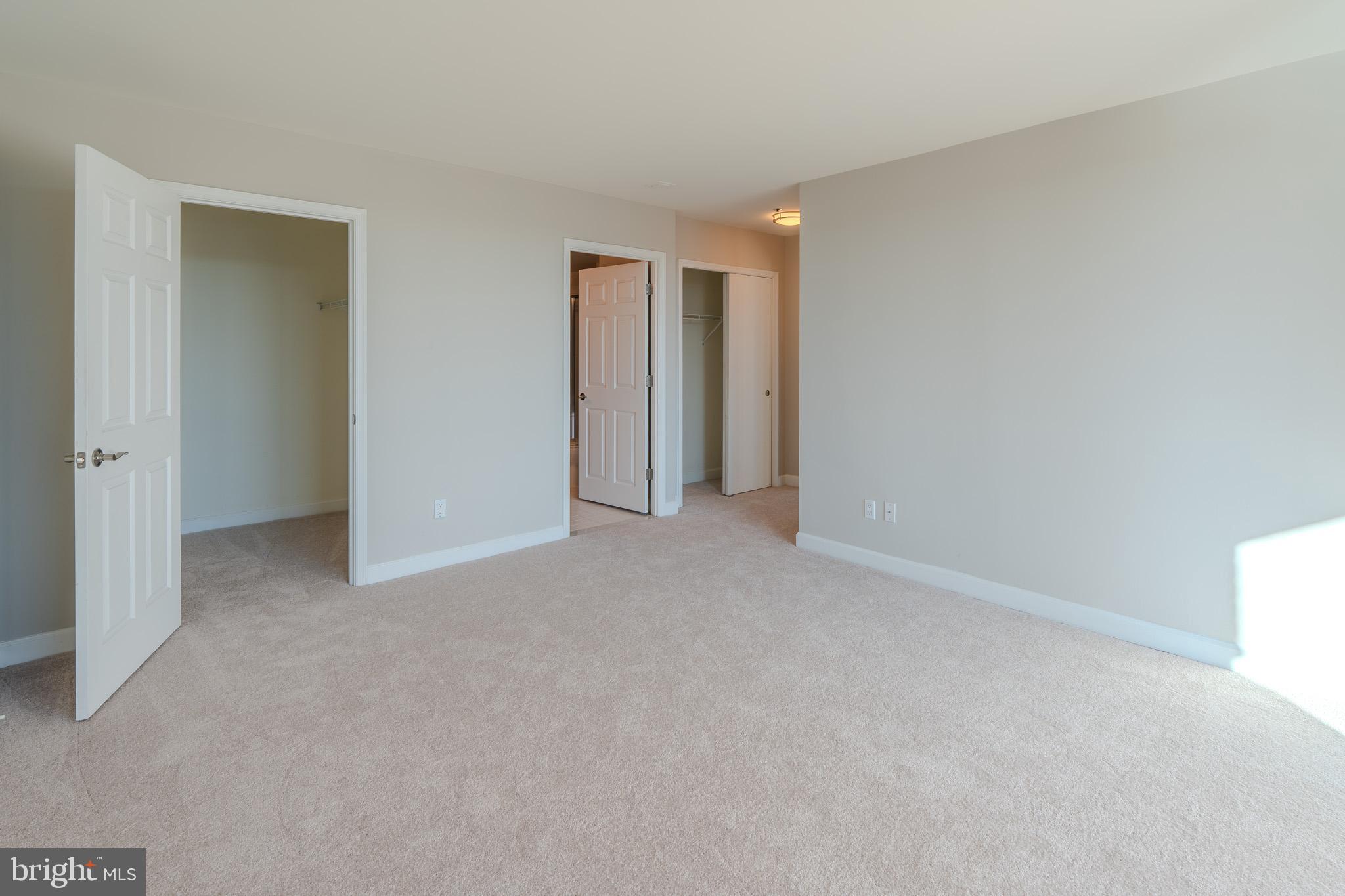 100 Harborview Drive, Unit 302 Baltimore, MD 21230 - Photo 29 of 48 a view of an empty room