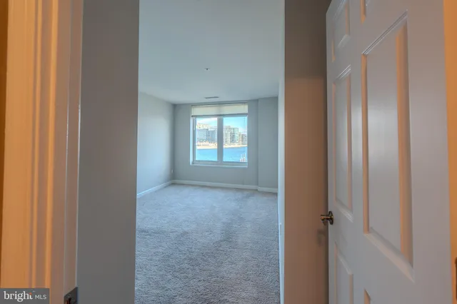 $315,000 | 100 Harborview Drive, Unit 302, Baltimore, MD 21230