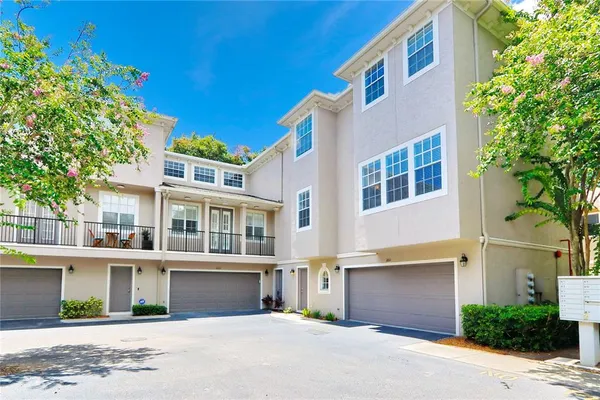 $3,995 | 2611 Espana Court, Tampa, FL 33609