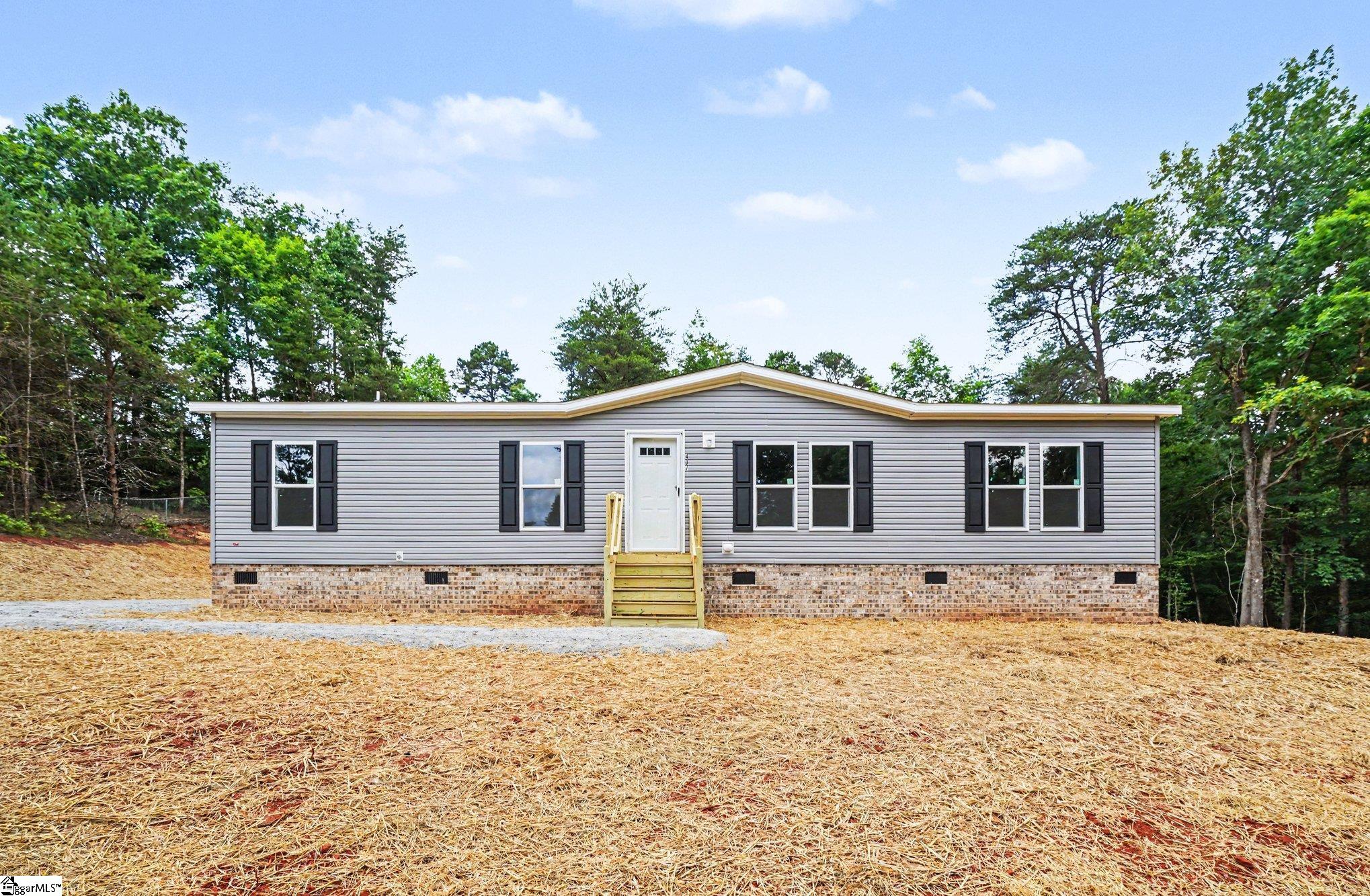 407 Tupelo Way Liberty, SC 29657 - Photo 1 of 27