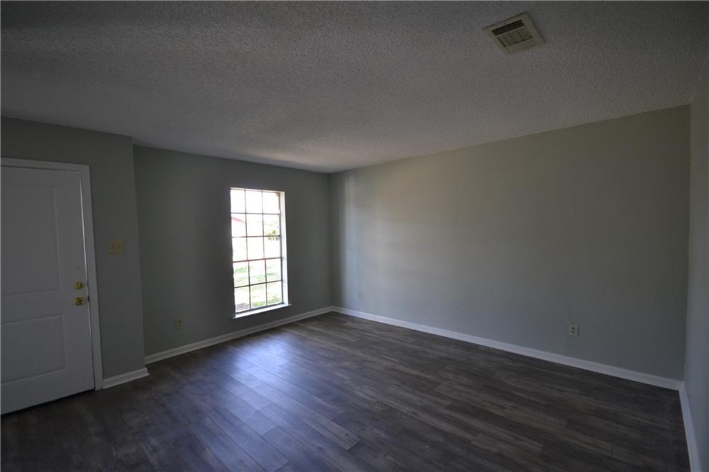 1011 Luling Estates Drive Luling, LA 70070 - Photo 5 of 29