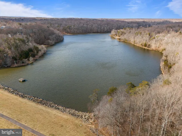 $474,900 | 8764 Susquehanna Street, Lorton, VA 22079