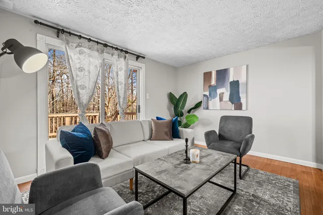 $474,900 | 8764 Susquehanna Street, Lorton, VA 22079