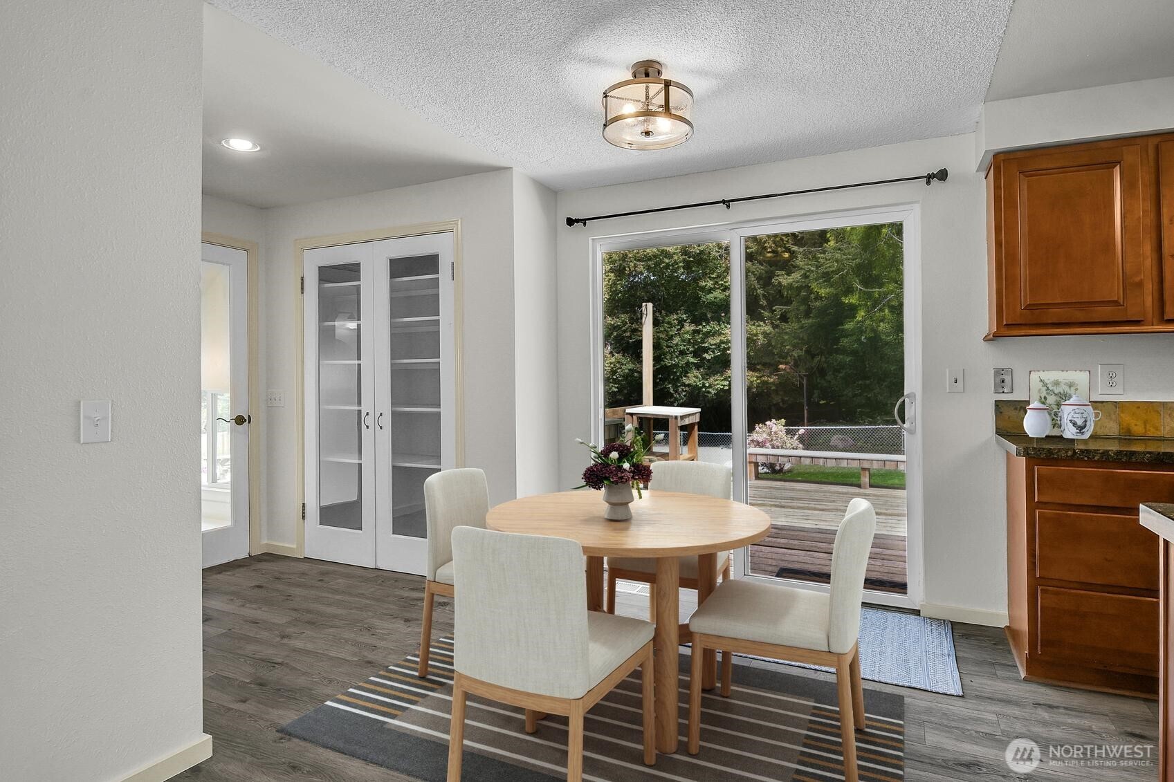 2420 Southwest 326th Street Federal Way, WA 98023 - Photo 7 of 35