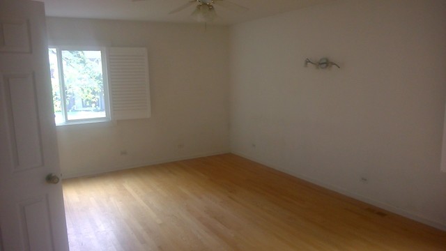 4958 Oak Lane Gurnee, IL 60031 - Photo 7 of 10