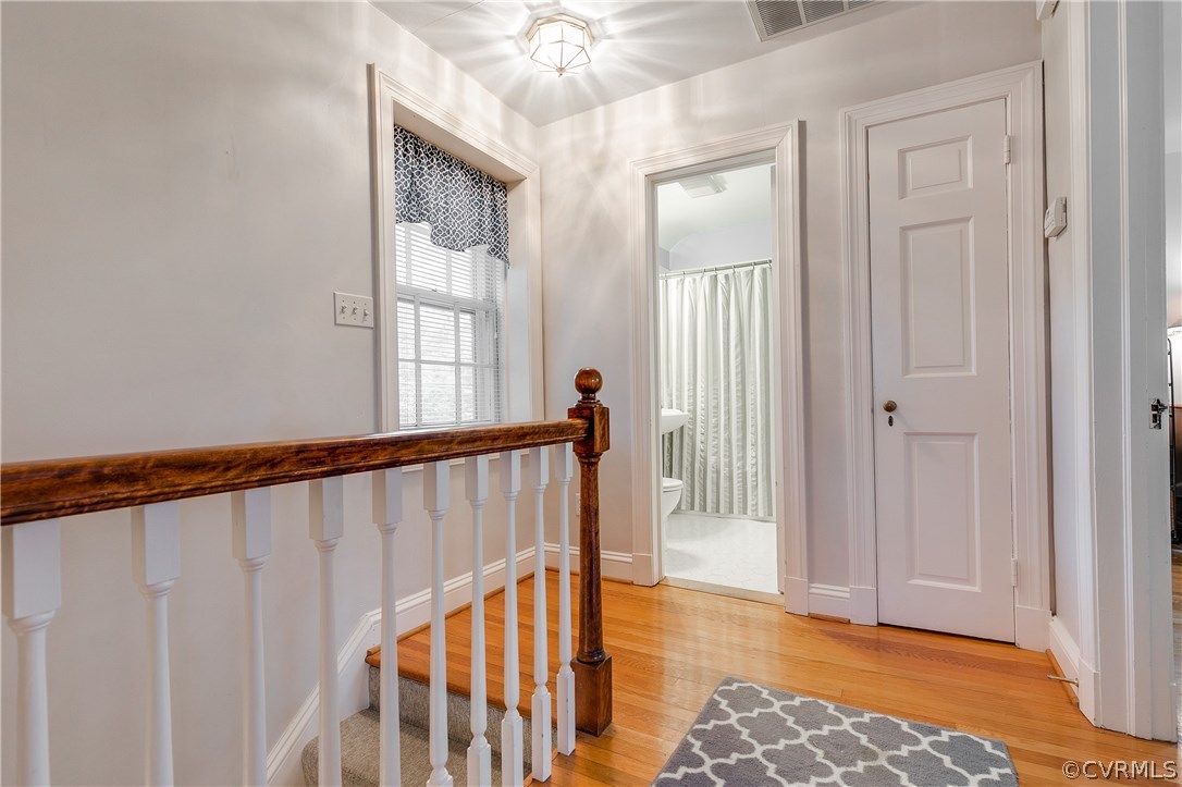 914 Pine Ridge Road Richmond, VA 23226 - Photo 31 of 39 The landing with original doors, mouldings, linen