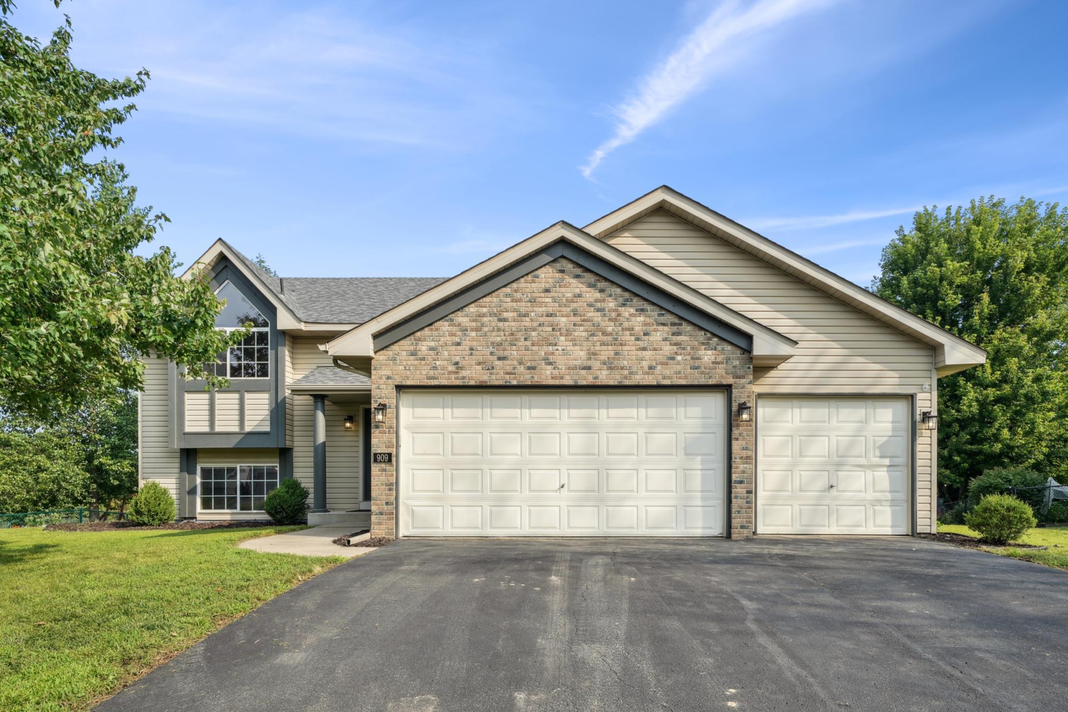 909 Heritage Trail Jordan, MN 55352 - Photo 1 of 1