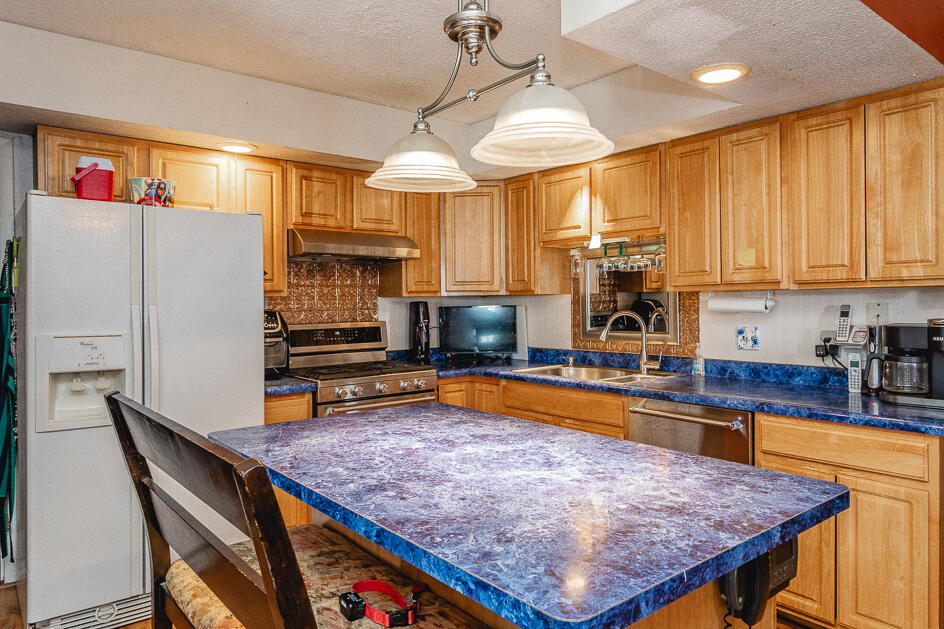 560 Robinson Road Jackson, MI 49203 - Photo 17 of 37 5R9A0094