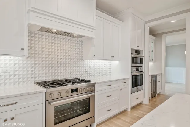 $1,676,630 | 5912 Cottonwood (lot 79) Court, Western Springs, IL 60558