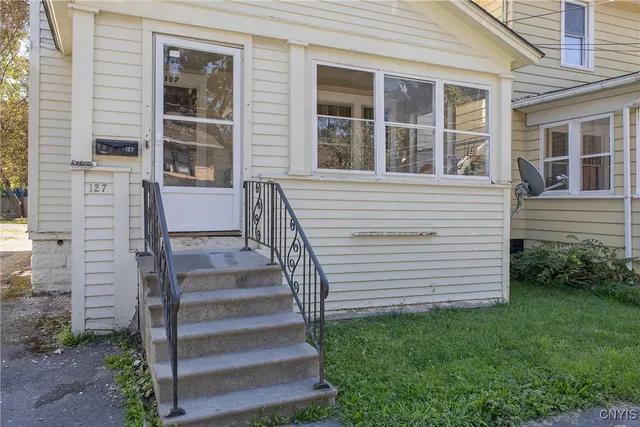 $119,900 | 127 Wiman Avenue, Syracuse, NY 13205