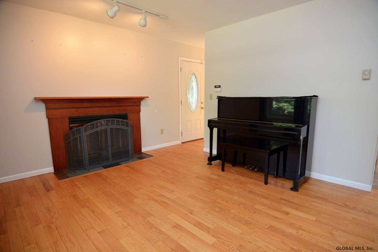 15 Moonglow Road Wilton, NY 12831 - Photo 5 of 40 Photo 5
