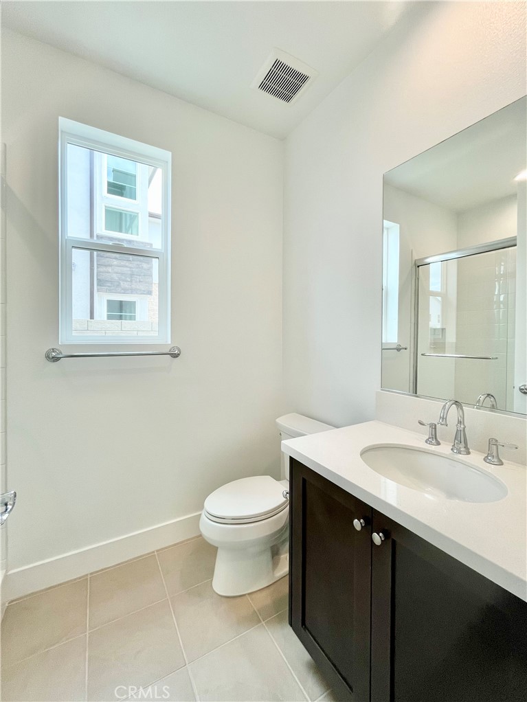 27511 Elderberry Drive Valencia, CA 91381 - Photo 14 of 35