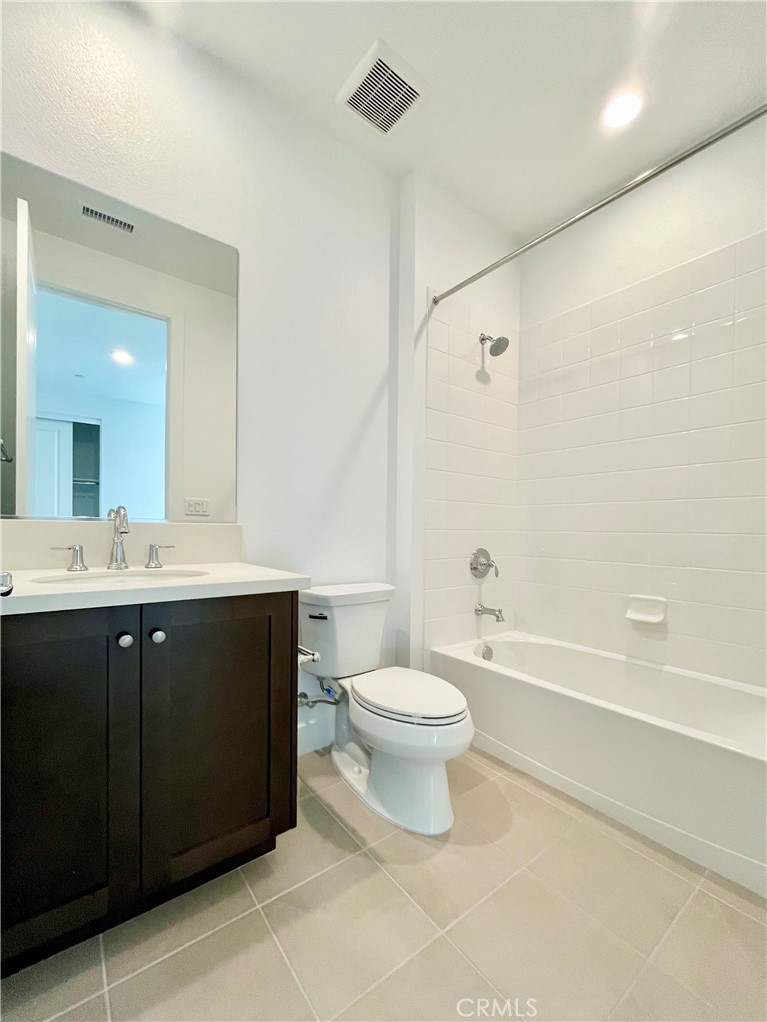 27511 Elderberry Drive Valencia, CA 91381 - Photo 25 of 35