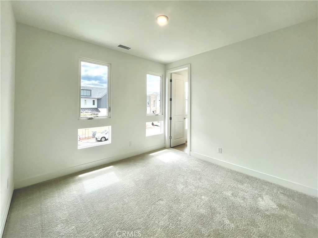 27511 Elderberry Drive Valencia, CA 91381 - Photo 26 of 35