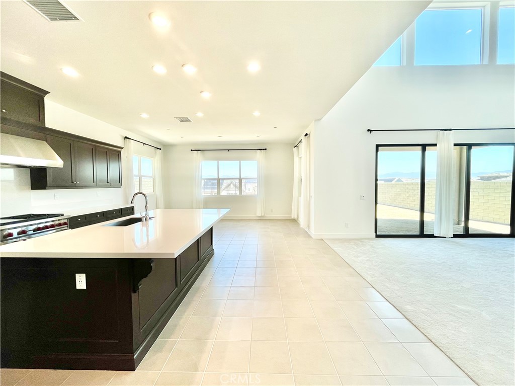 27511 Elderberry Drive Valencia, CA 91381 - Photo 5 of 35