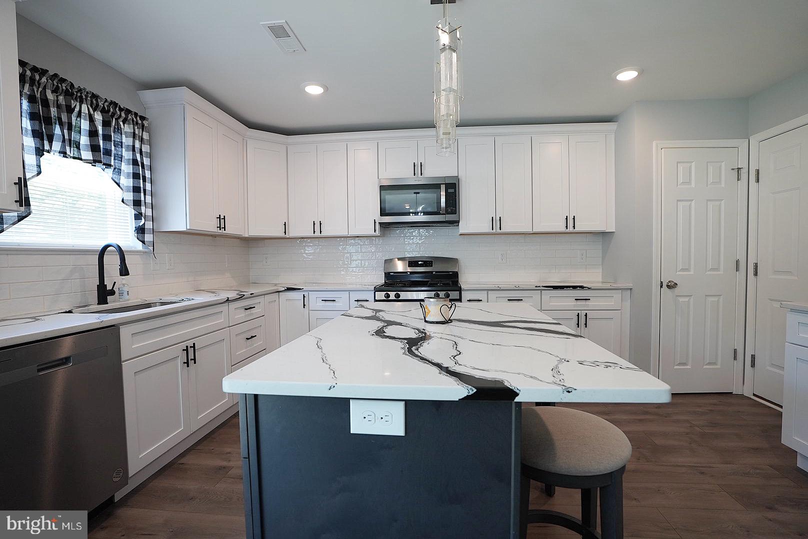 111 Rena Street Newfield, NJ 08344 - Photo 11 of 41