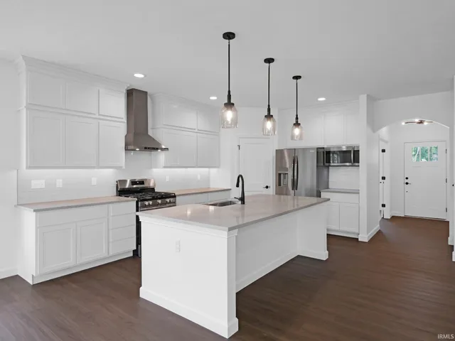 $452,900 | 820 Hackberry Court, Frankfort, IN 46041