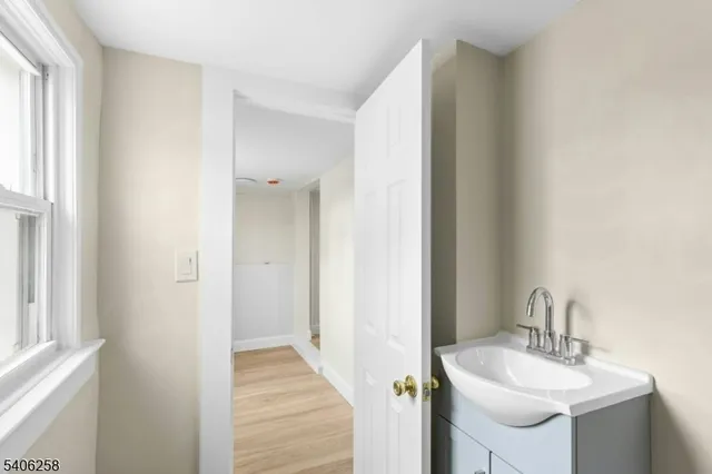 $525,000 | 63 Juliet Avenue, Somerset, NJ 08873