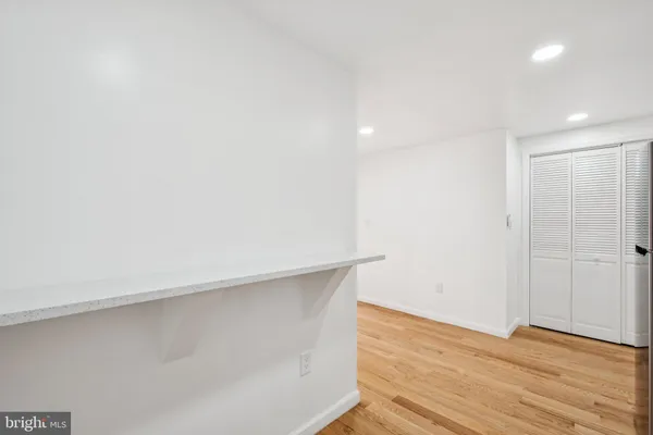 $4,000 | 1223 Spruce Street, Unit 3F, Philadelphia, PA 19107
