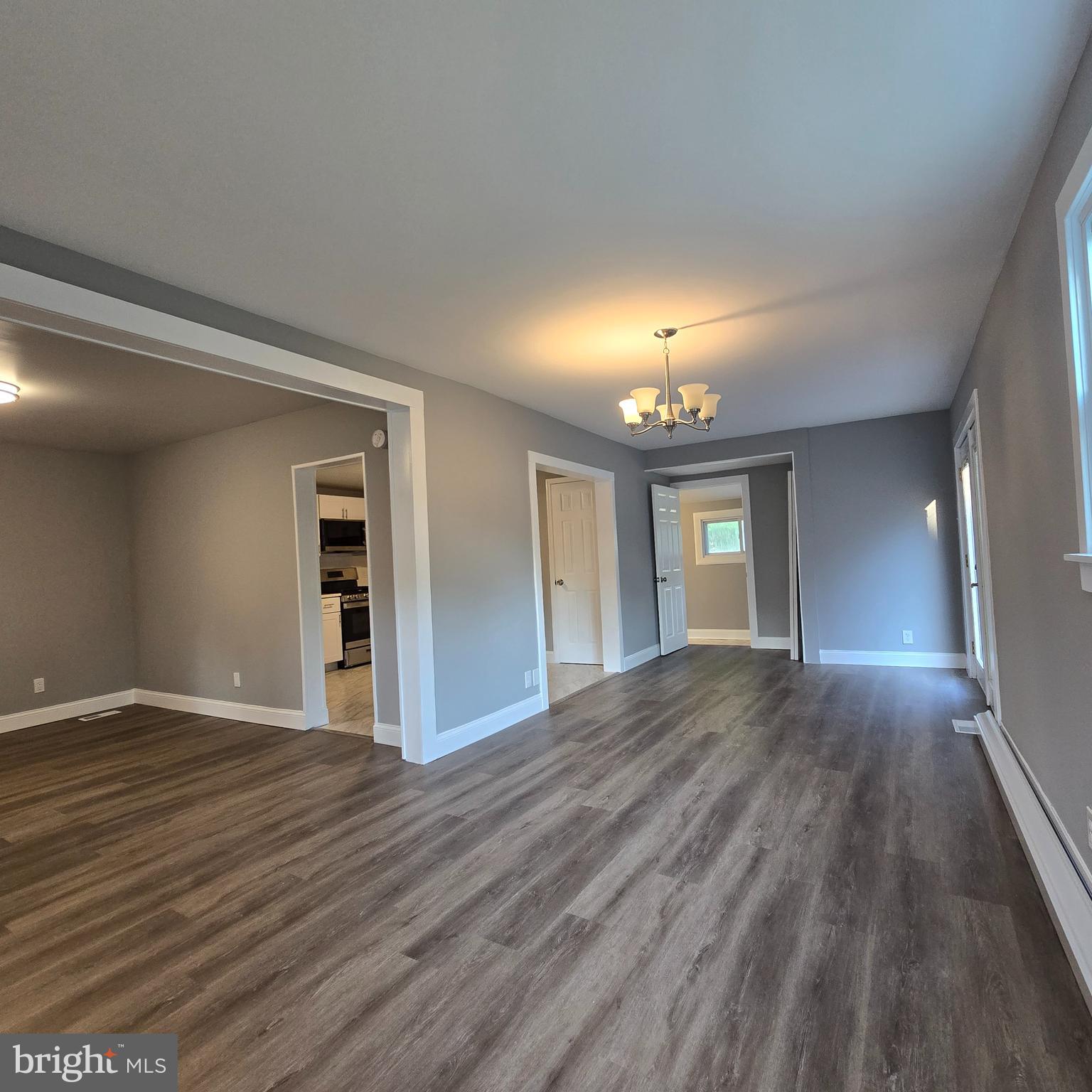 433 East Maple Avenue Lindenwold, NJ 08021 - Photo 13 of 37