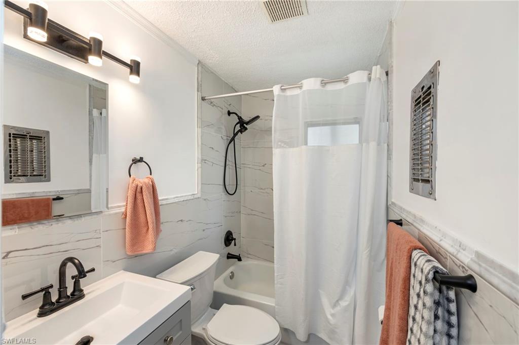 2261 11th Street North Naples, FL 34103 - Photo 12 of 21